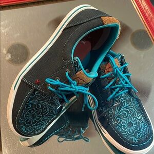 Twisted X Men's Boat Shoes in Black and Blue